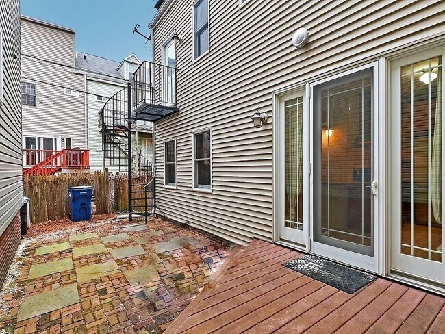 Building Photo - 22 Trenton St