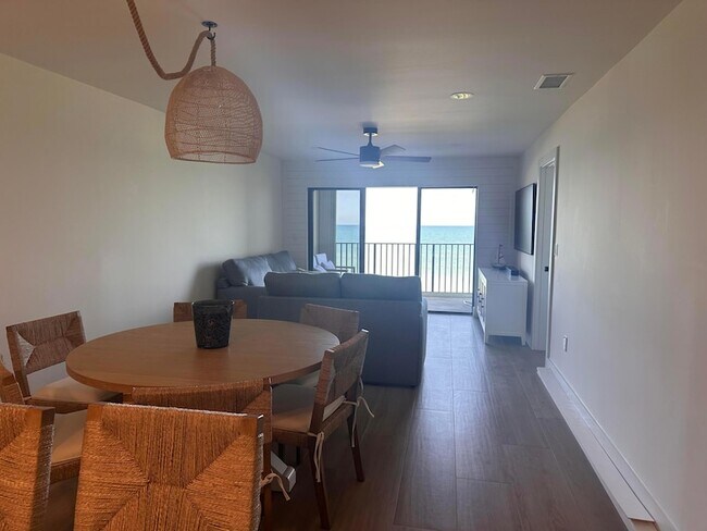Building Photo - 7430 S Ocean Dr
