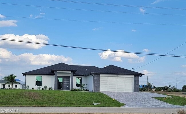 Primary Photo - 3401 NE 18th Ave