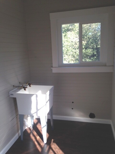 Building Photo - North Morgan Hill 2 Bedroom Available Now!