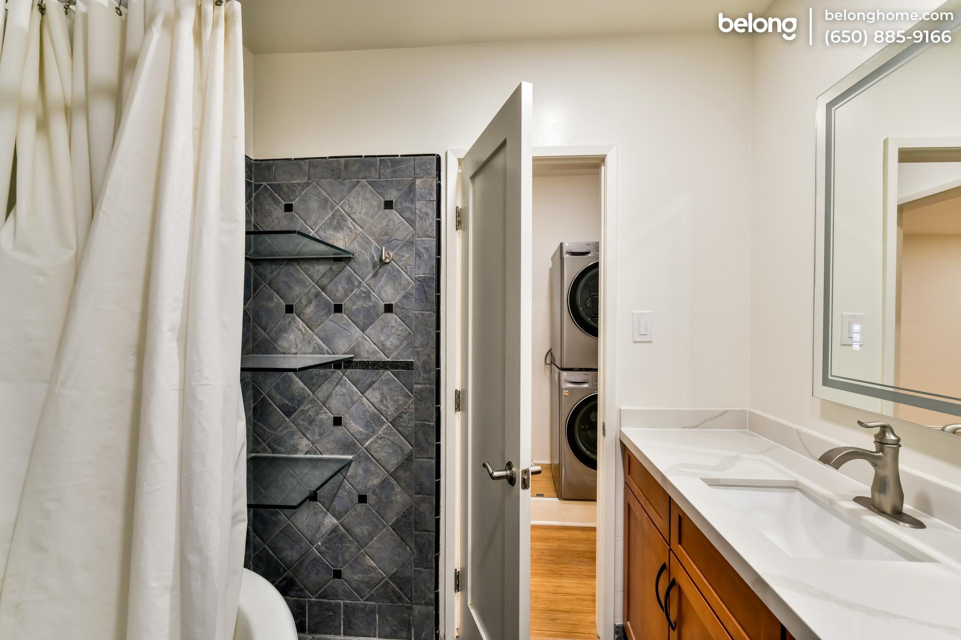 Building Photo - 1250 E Ocean Blvd