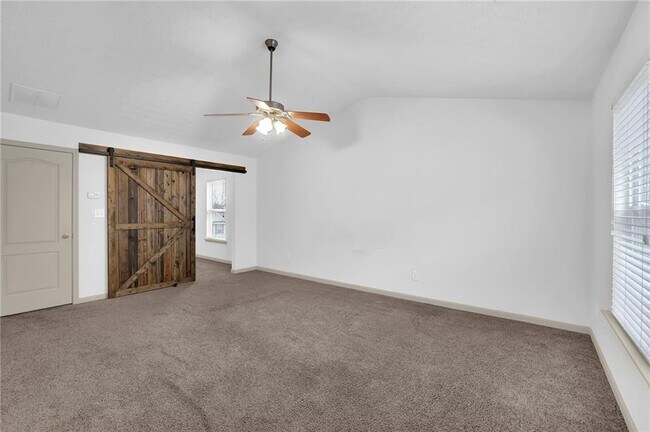 Building Photo - 857 Crested Hawk Trail