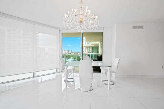 Building Photo - 200 Sunny Isles Blvd