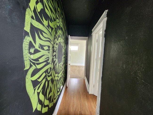 Building Photo - MonARLi (12Plex)