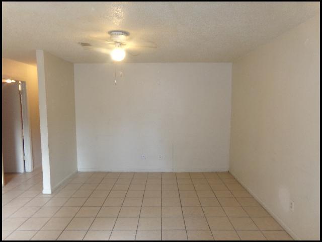 Building Photo - 7031 Jacksonville Cutoff Rd