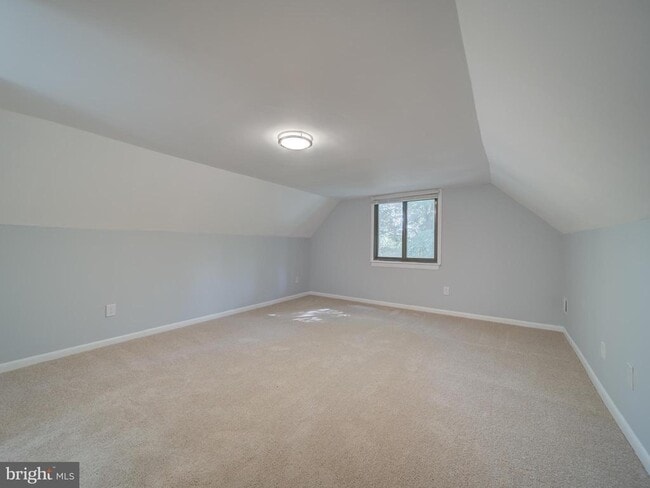 Building Photo - 11301 Gatesborough Ln