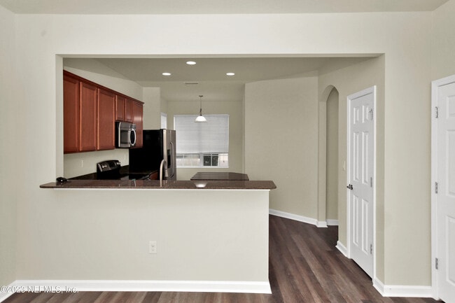 Building Photo - 14046 Saddlehill Ct
