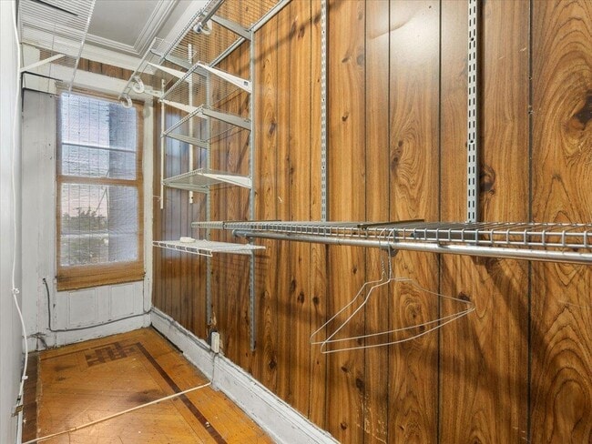 Building Photo - 811 Palisade Ave