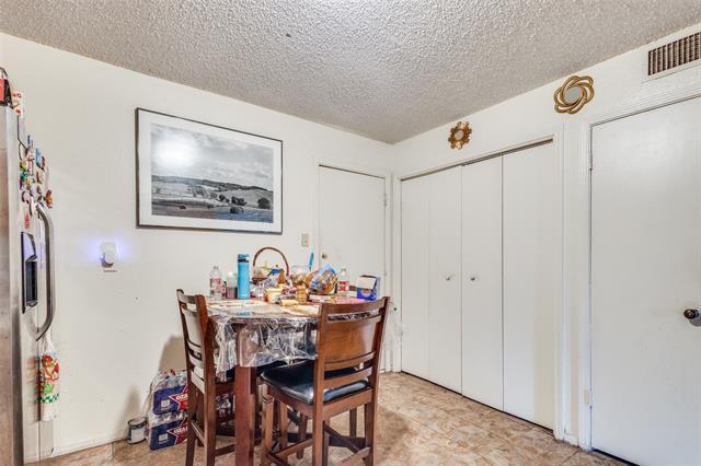 Building Photo - 3067 Olympia Dr