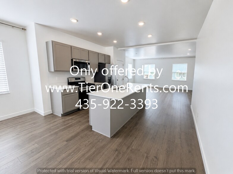 Building Photo - NO DEPOSIT option available for qualified renters!