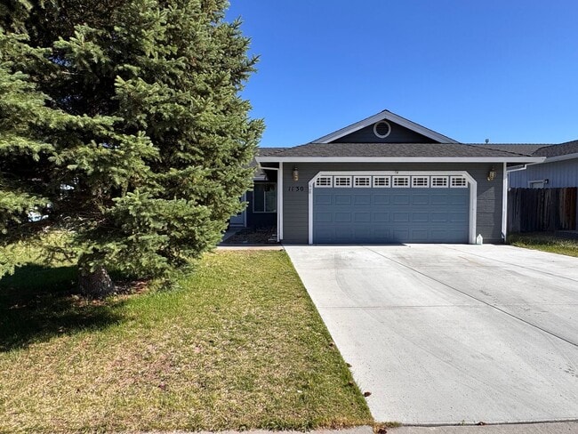 Primary Photo - 1130 Shadow Mountain Dr