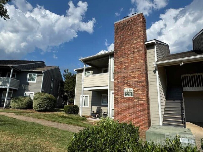 Primary Photo - 3139 Heathstead Place