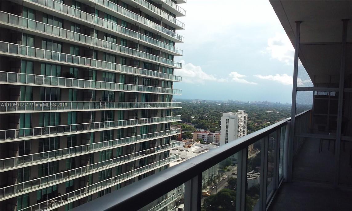 West view - 1111 SW 1st Ave