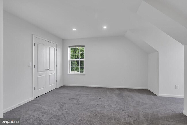 Building Photo - 40560 Aldie Springs Dr