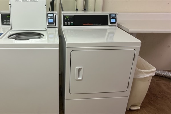 Building Photo - 111 Mansfield C