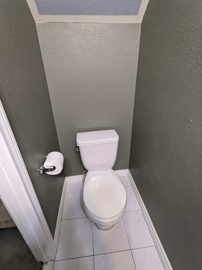 Building Photo - 7962 Mission Center Ct