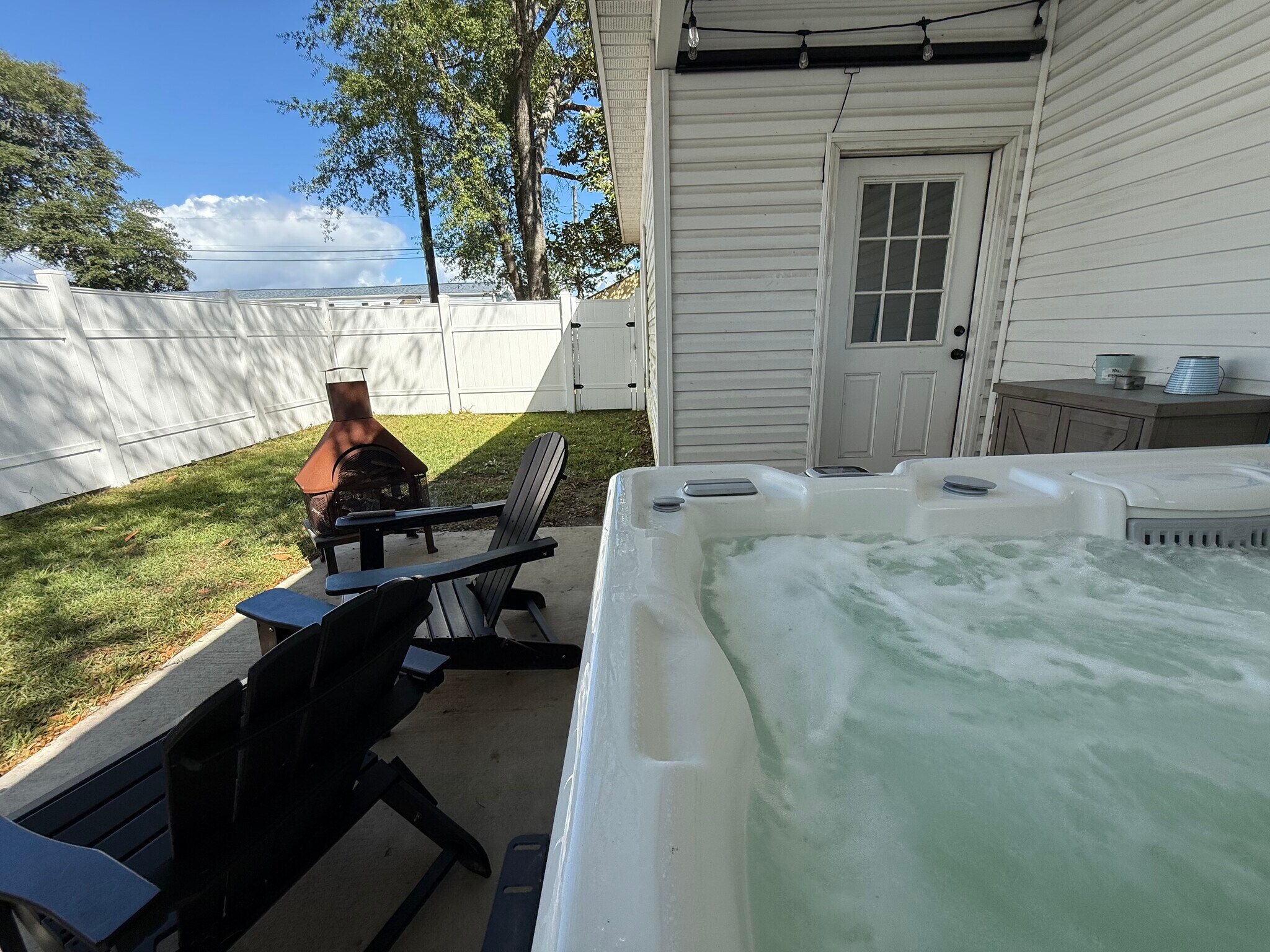 Building Photo - 801 Wayne St