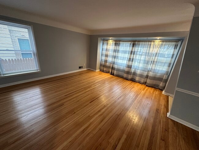 Family room - 12819 Lenore