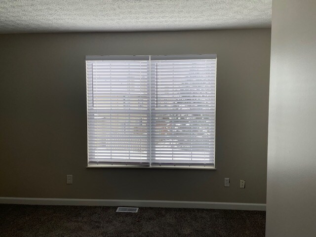 Building Photo - 1913 Ridgebury Dr