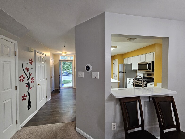Building Photo - 6238 Deep Earth Ln