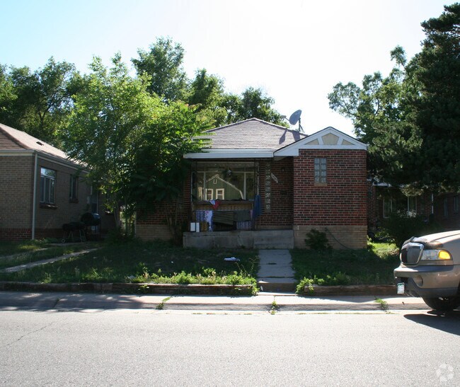 Building Photo - Willow Apartments