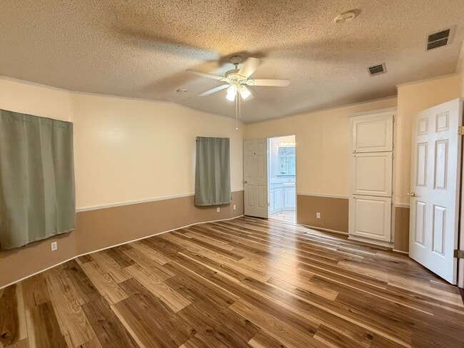 Building Photo - 3610 Whistle Stop Ln
