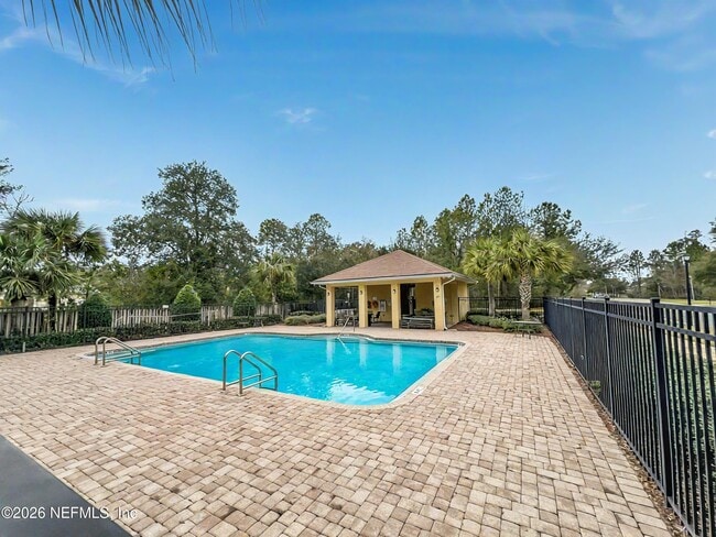 Building Photo - 1960 McGirts Point Blvd