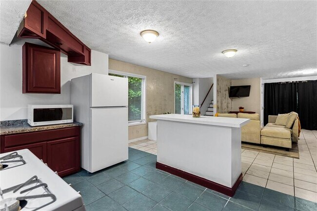 Building Photo - 5547 Circlestone Ln