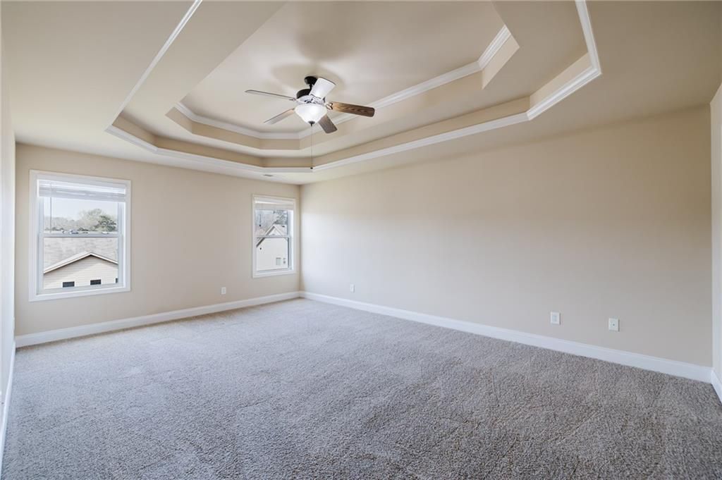 Building Photo - 3562 Fallen Oak Dr