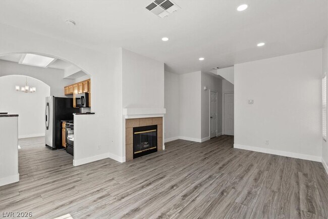 Building Photo - 1412 Beaver Spring St