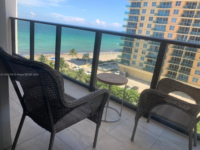 Building Photo - 2301 S Ocean Dr