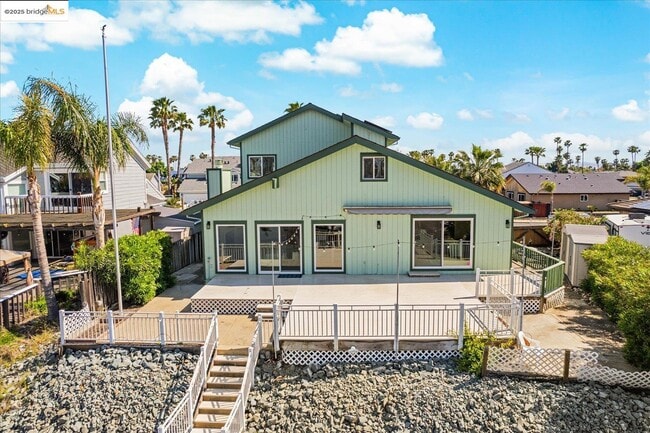 Building Photo - 5575 Marlin Dr