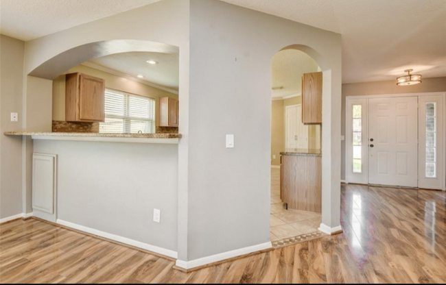 Building Photo - 3904 Ivywood Dr