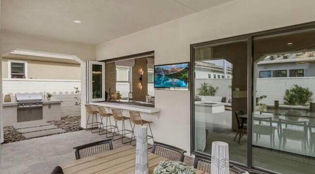 Building Photo - 75211 Palisades Pl