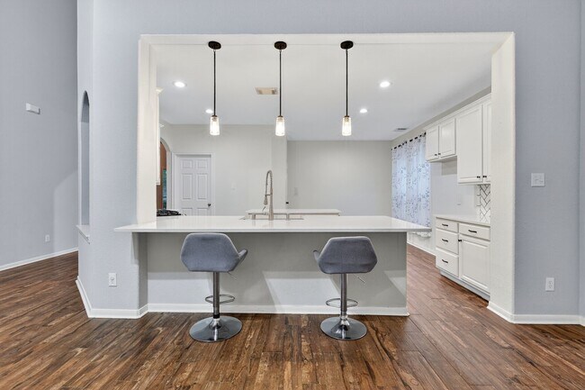 Building Photo - 26 Ebony Oaks Pl