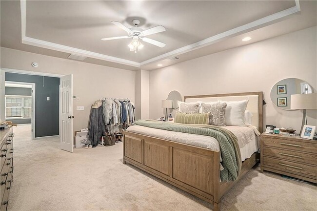 Building Photo - 12807 Doe Dr