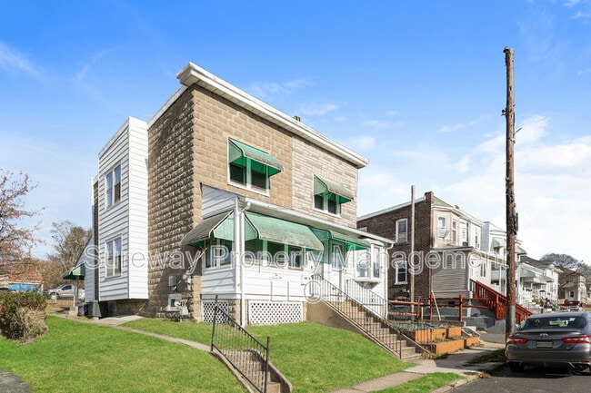 Building Photo - 222 Worrilow St