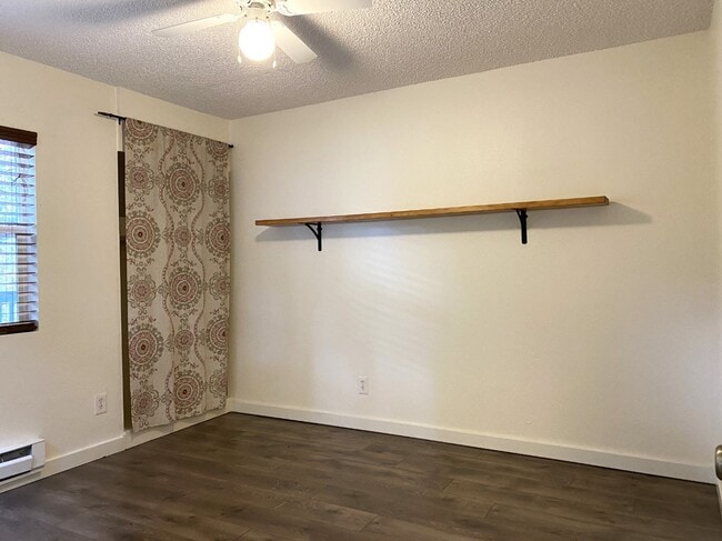 Building Photo - Serene Simplicity - Northwest Style