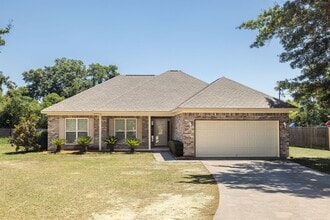 Building Photo - 203 Hayne Dr