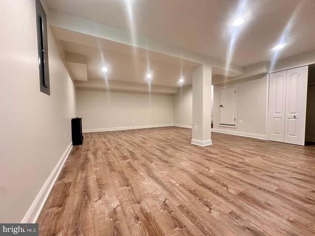 Building Photo - 11912 Clover Knoll Rd