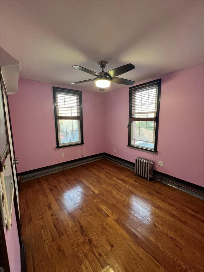Building Photo - 87-13 135th St
