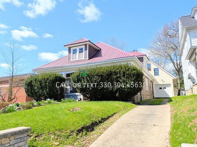 Building Photo - 724 Beall Ave