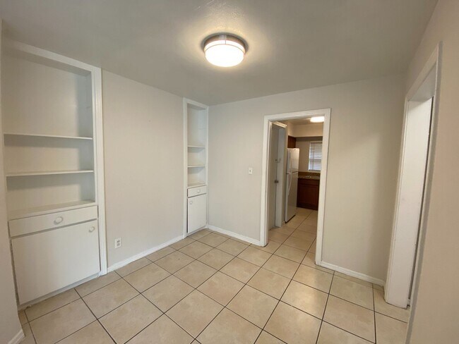 Building Photo - 1613 Flagler Ave