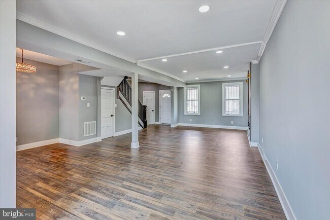 Building Photo - 3015 Spaulding Ave
