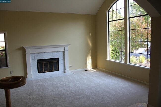 Building Photo - 4106 Quail Run Dr