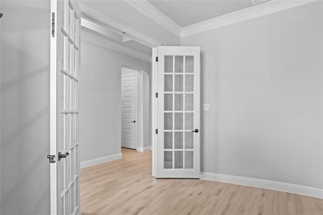 Building Photo - 890 Stanley St