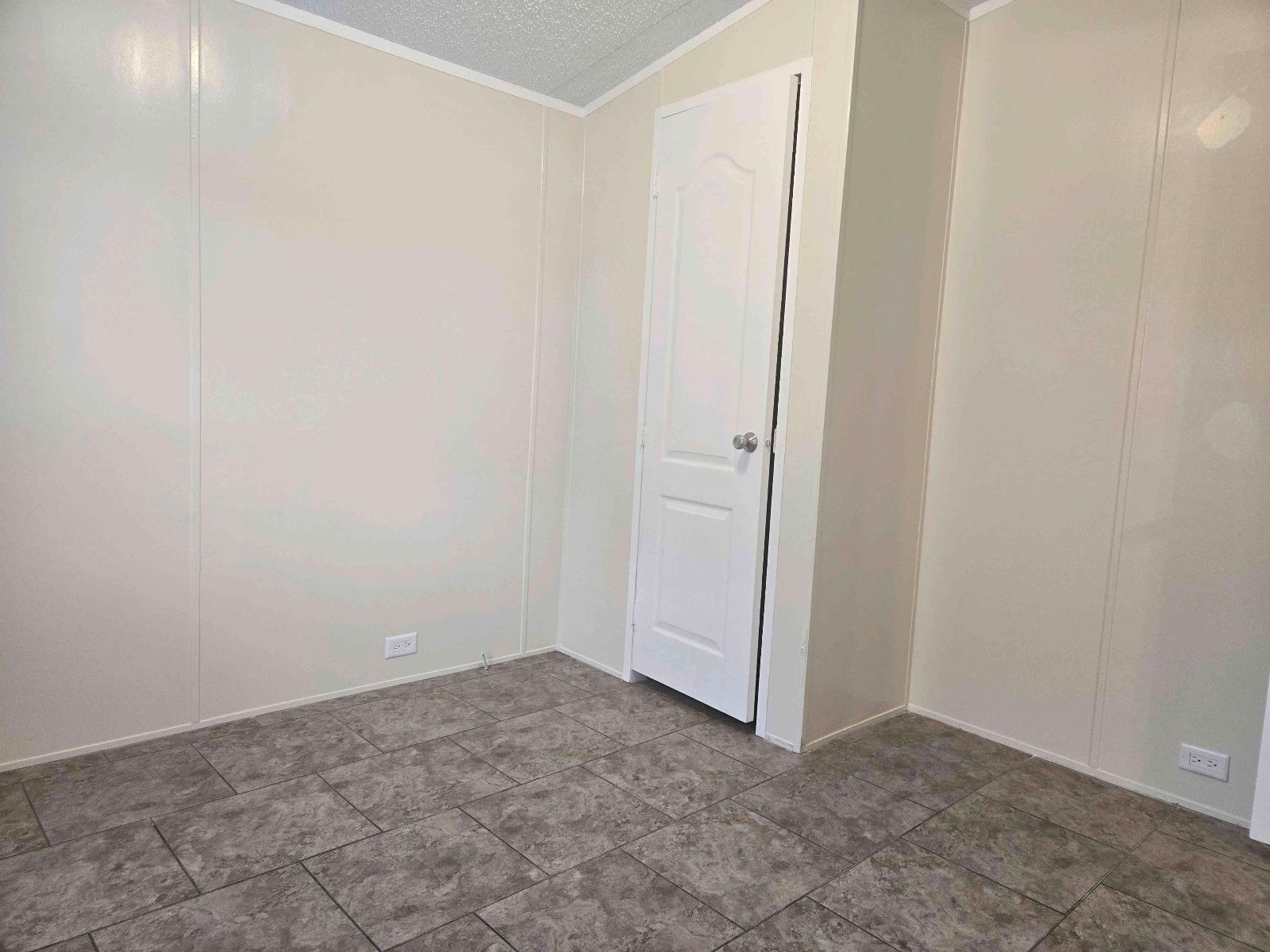 Building Photo - 709 N Collins Fwy