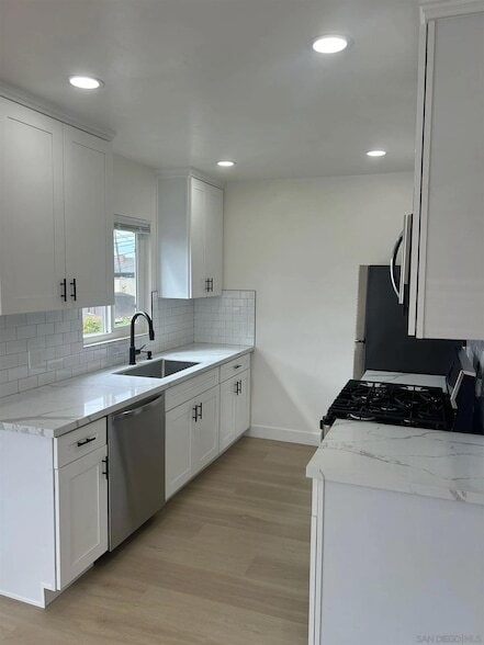 Building Photo - 4746 Marlborough Dr