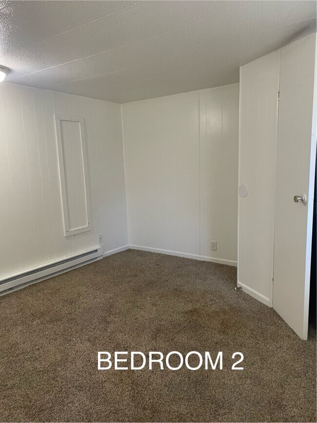 Building Photo - 3146 Independence Dr S