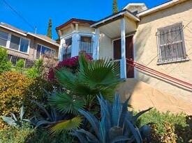 Building Photo - 1442 Lake Shore Ave